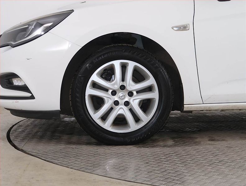 Opel Astra (2016) Selection 1.4 16V, Serv.kniha - fotka 14 z 16
