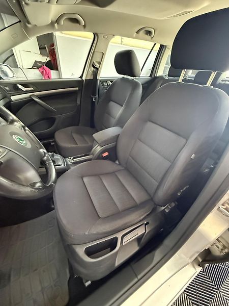 Škoda Octavia (2005) 1,9 TDI - fotka 10 z 16