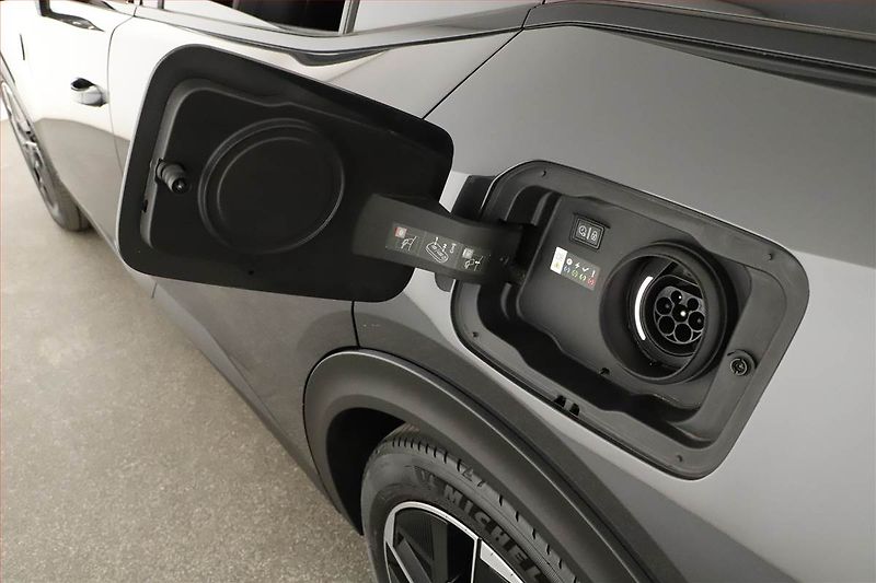 Peugeot 408 (2023) Hybrid 225 - fotka 20 z 21