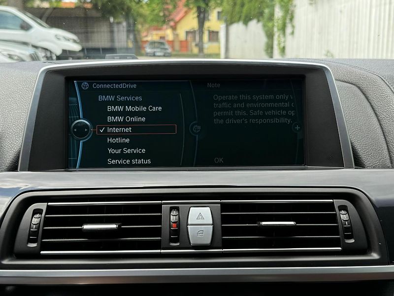 BMW Řada 6 640i-CABRIO-R20-HEZKÝ STAV - fotka 21 z 25