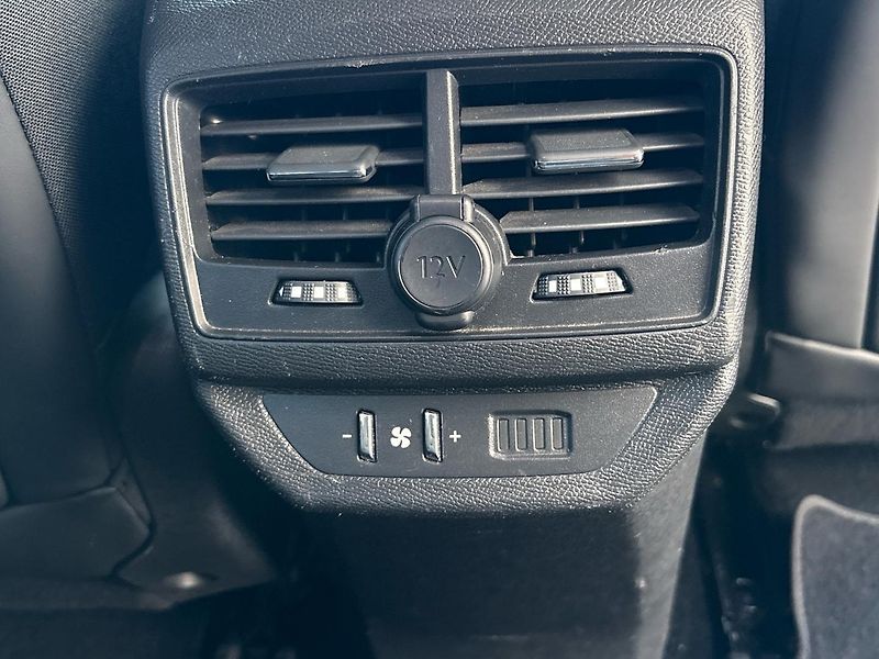 Peugeot 5008 (2018) AllurePack 1.6 THP EAT6 - fotka 22 z 57