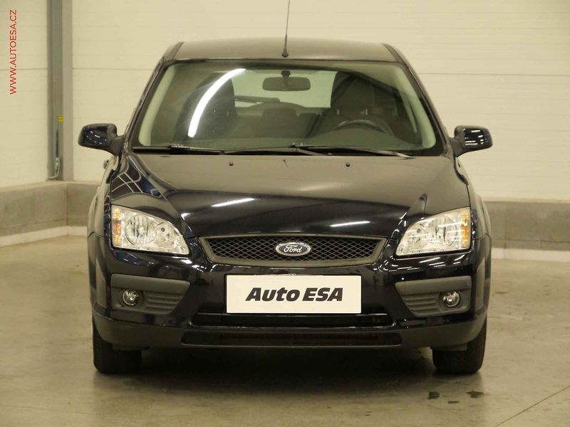 Ford Focus (2007) 1.6i, 2.maj, AC, TZ, temp - fotka 2 z 18