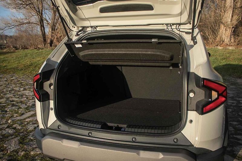 Dacia Duster se letos začala prodávat ve třetí generaci.