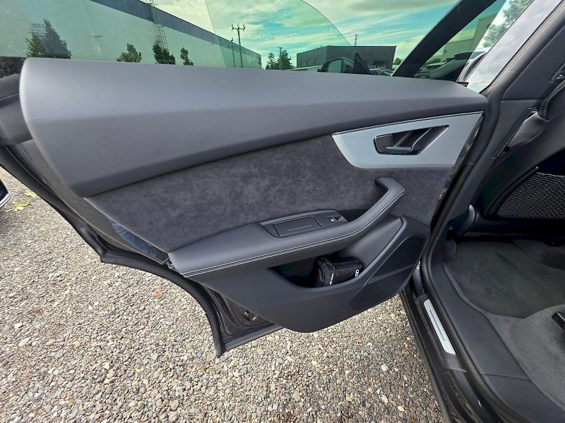 Audi Q8 (2026) SUV 50 TDI quattro - fotka 24 z 26
