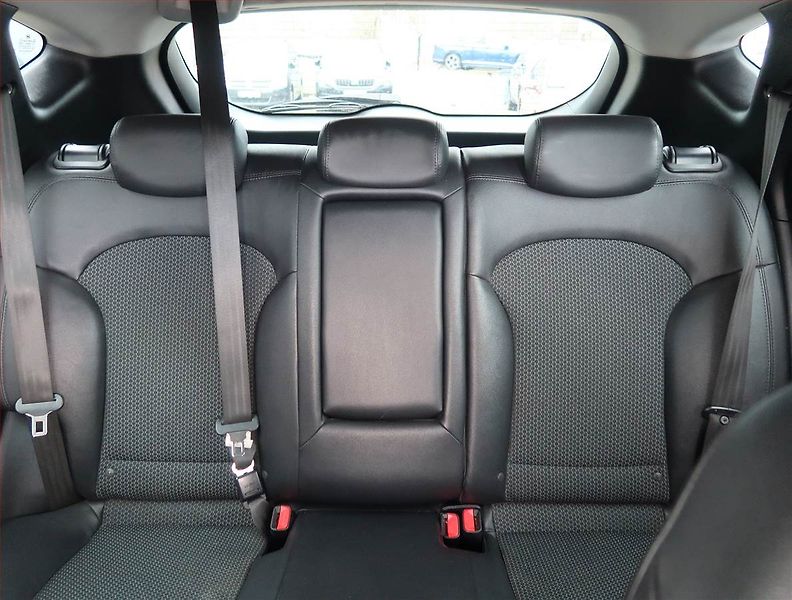 Hyundai ix35 (2013) 1.6 GDI, Tempomat - fotka 10 z 14