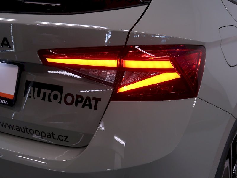 Škoda Fabia (2026) MONTE CARLO 1.5TSI 110KW DSG N - fotka 11 z 39