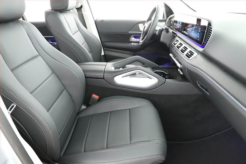 Mercedes-Benz GLE (2025) 450 d, AMG, VZDUCH, TAŽNÉ - fotka 7 z 31