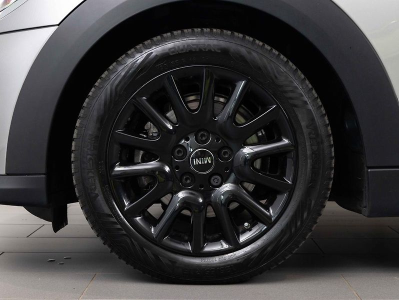 Mini Cooper 5-doors - fotka 6 z 21