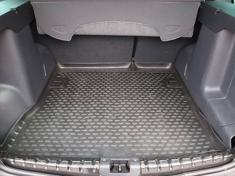 Dacia Duster (2012) 1.6 16V - fotka 13 z 16