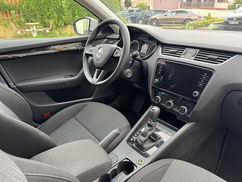 Škoda Octavia 1.4TSI 110kW DSG Style - fotka 17 z 25