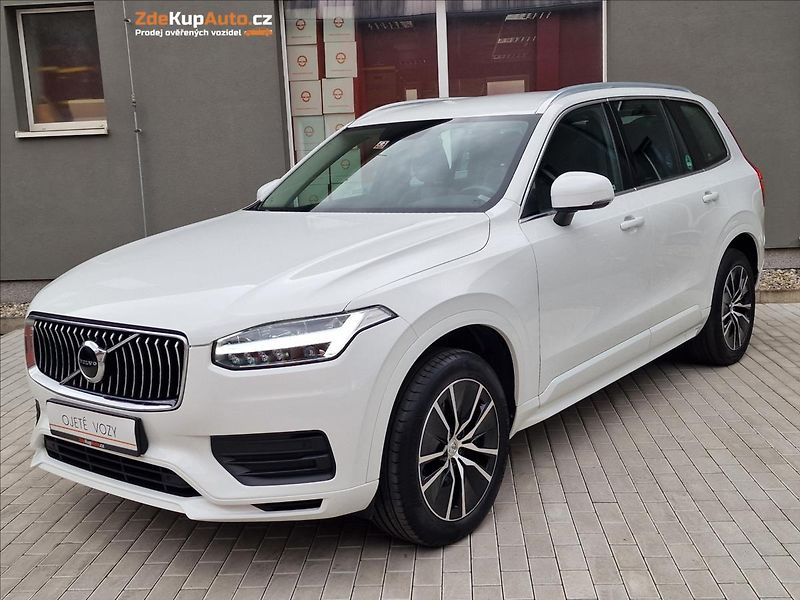 Volvo XC90 B5 AWD MomentumPro, 7-míst,ČR - fotka 1 z 50