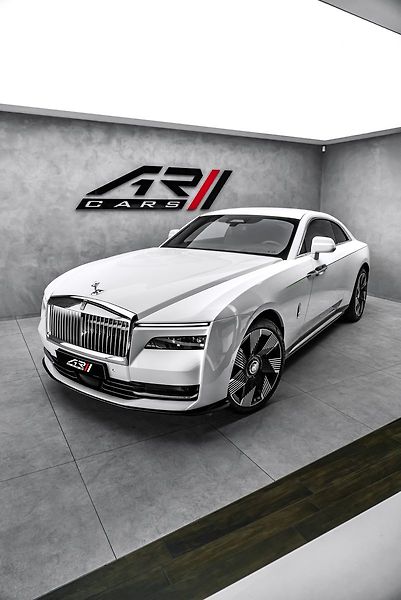 Rolls-Royce Spectre - fotka 8 z 28
