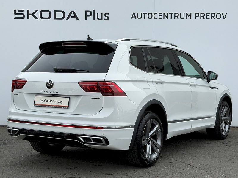 Volkswagen Tiguan Allspace (2024) 2.0 TSI 140kW R-LINE 4MOTION - fotka 2 z 35