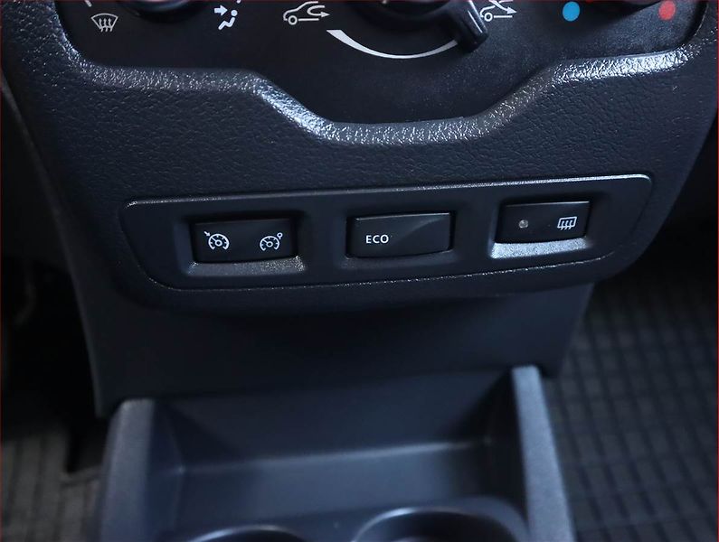 Dacia Lodgy (2019) 1.6 SCe, 7 míst, Serv.kniha - fotka 20 z 20