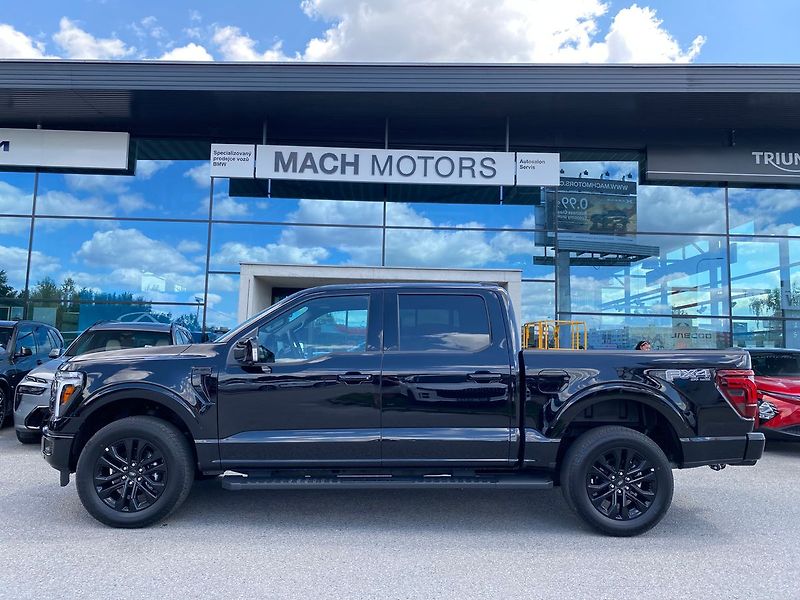 Ford F-150 (2025) Lariat  5,0 298 kW - fotka 2 z 27