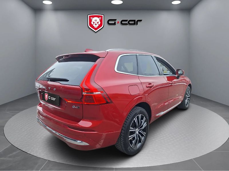 Volvo XC60 B4 AWD diesel Inscription - fotka 2 z 4