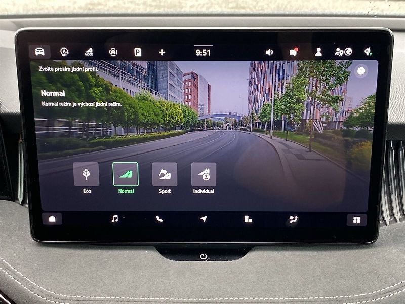 Škoda Superb (2025) Combi 2.0 TDI 4x4 DSG Sportlin - fotka 16 z 39