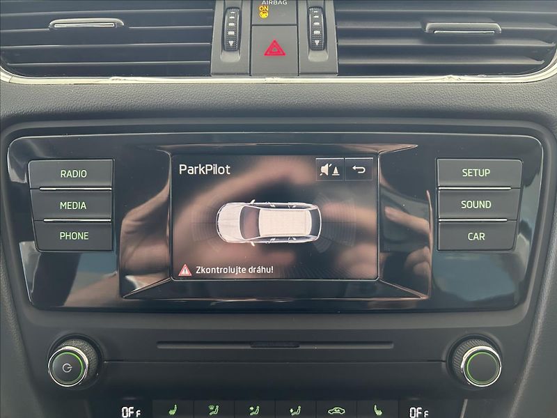 Škoda Octavia 2,0   TDI 110kW,ELEGANCE,ČR - fotka 17 z 27