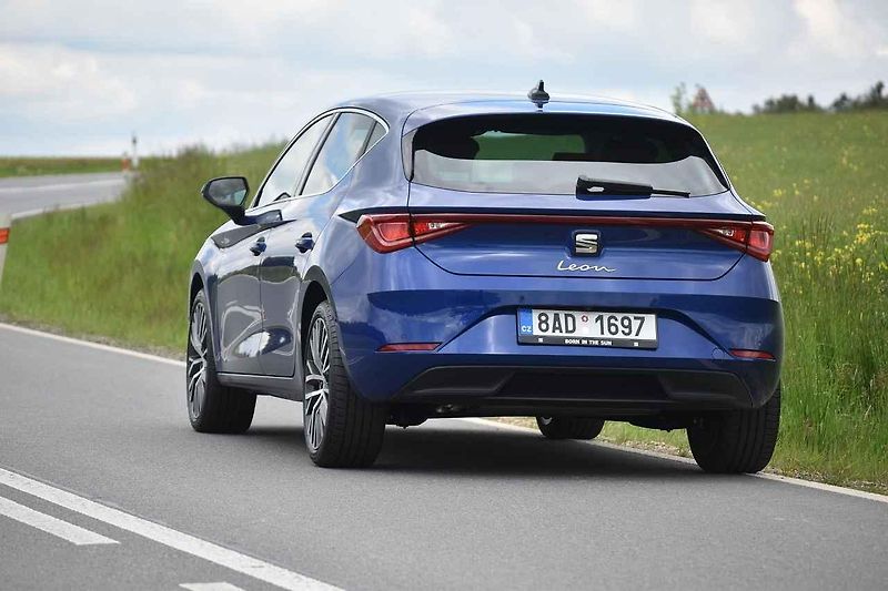 Nový Seat Leon jsme vzali i na silničky v okolí hradu Krakovec