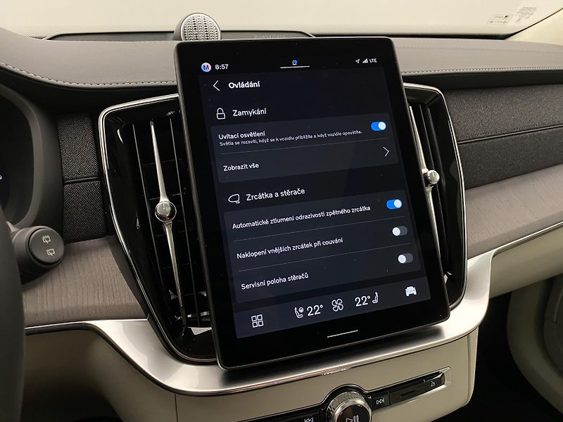 Volvo XC90 (2026) T8 AWD RECHARGE DARK ULTRA - fotka 58 z 74