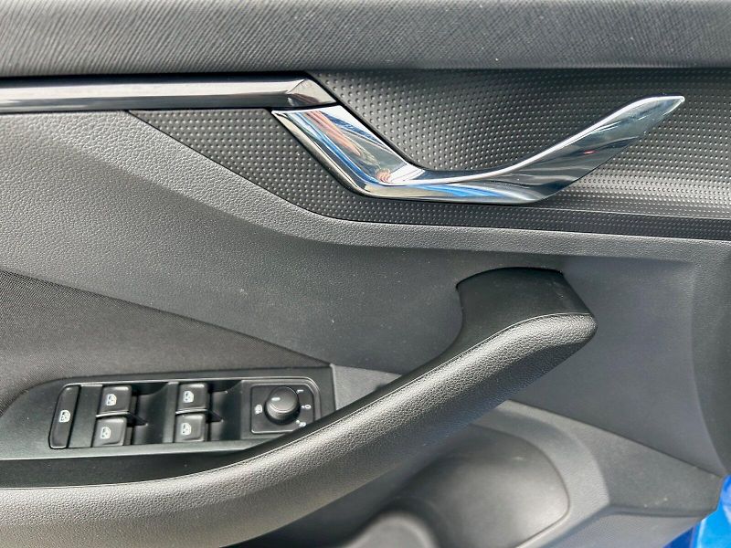 Škoda Scala (2021) Ambition 1.0 TSI 81 kW - fotka 11 z 27