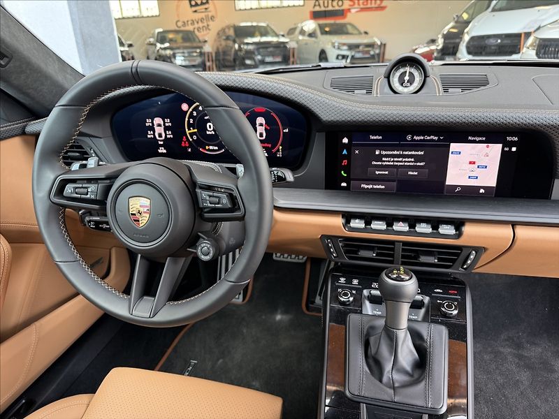 Porsche 911 4,0 GT3 Touring,CZ - fotka 16 z 29