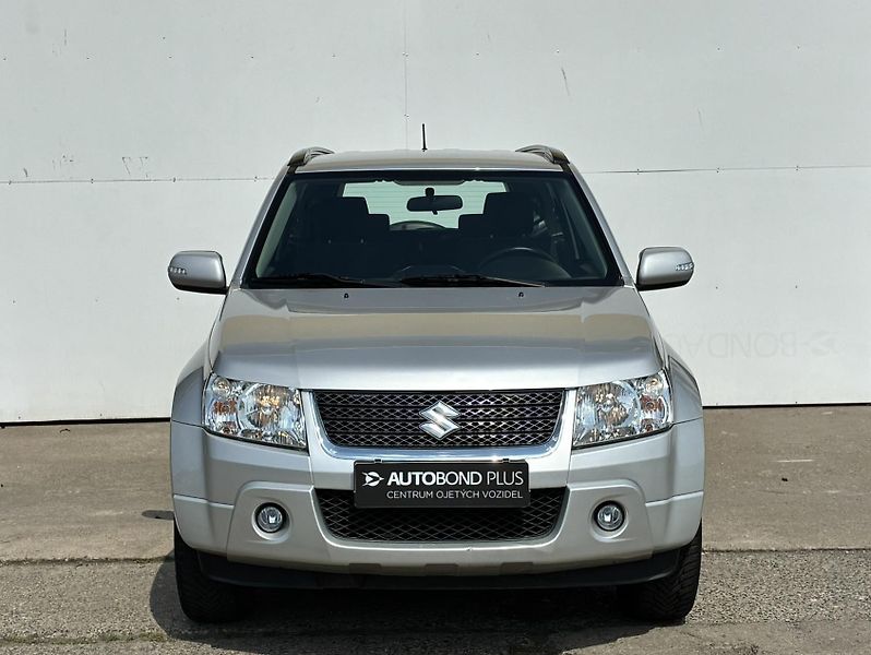 Suzuki Grand Vitara 2.4 VVT 124kW AT JLX-E Limited - fotka 4 z 19
