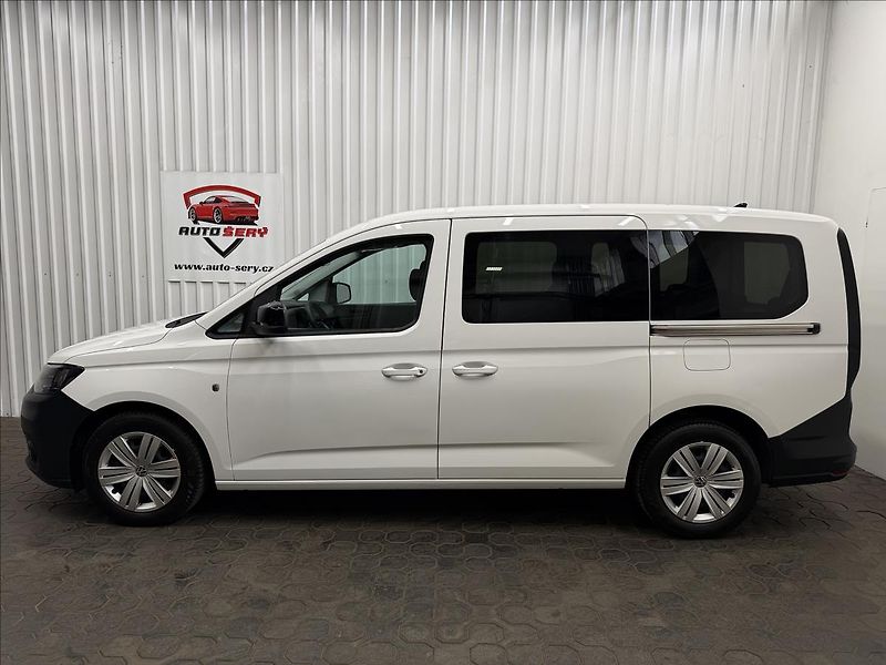 Volkswagen Caddy MAXI 1.5TSI 7MÍST TAŽNÉ 1MAJ - fotka 4 z 37
