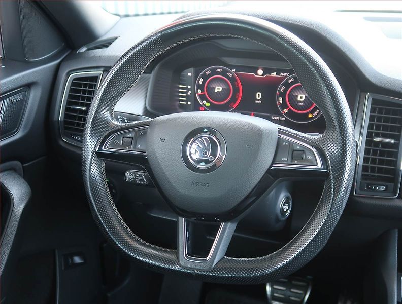 Škoda Kodiaq (2018) Sportline 2.0 TDI 4x4 - fotka 23 z 26