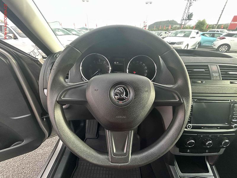 Škoda Yeti (2014) 1.2 TSI, STK6/28 - fotka 12 z 17