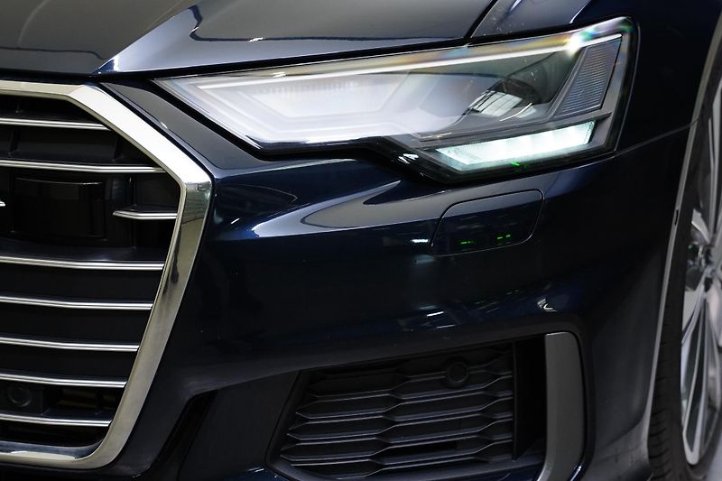 Audi A6 - fotka 9 z 27