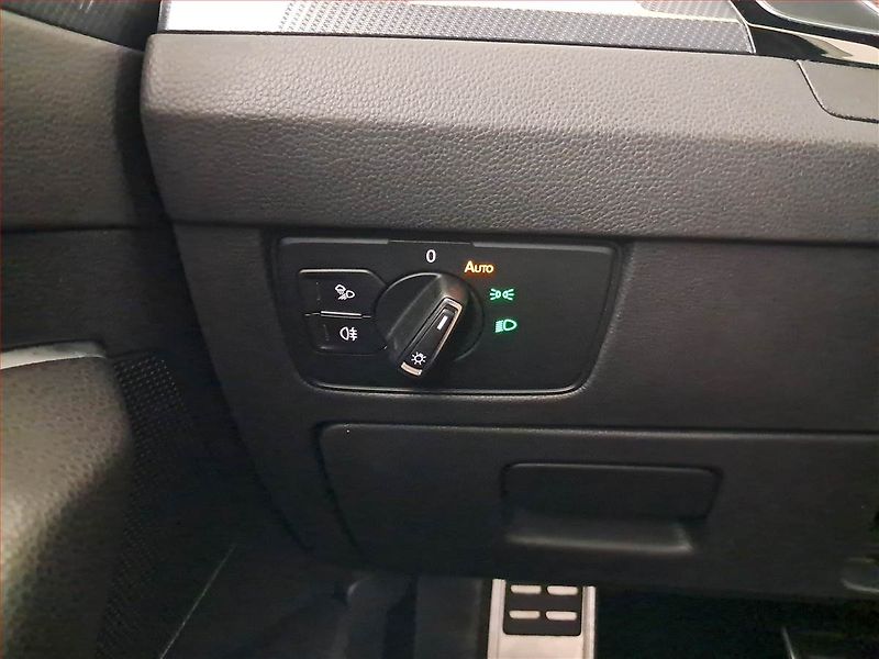 Volkswagen Arteon (2020) R-line 2.0 TDI - fotka 19 z 27