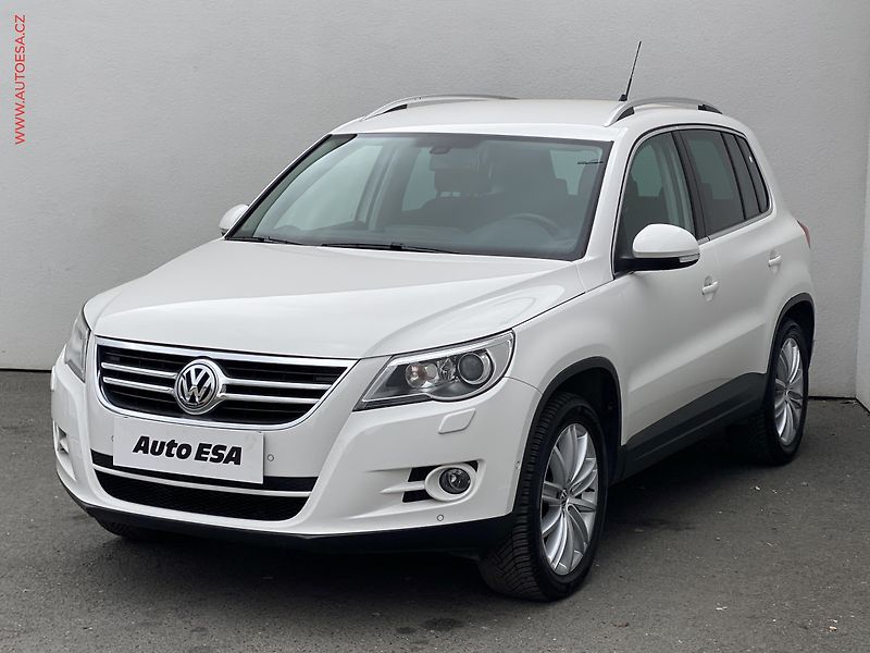 Volkswagen Tiguan (2010) 2.0 TSi 4x4, Team, bixen - fotka 3 z 16