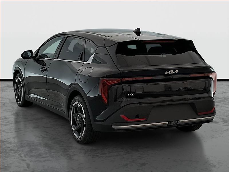 Kia K4 (2026) 1.6 T-GDI, Mrtvý úhel - fotka 4 z 16