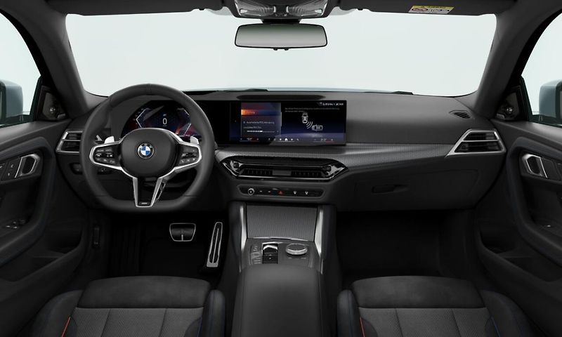 BMW Řada 2 218i Coupé - fotka 3 z 4