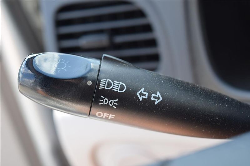 Hyundai Accent 1,4 i 71KW NOVÁ STK KLIMA - fotka 32 z 39