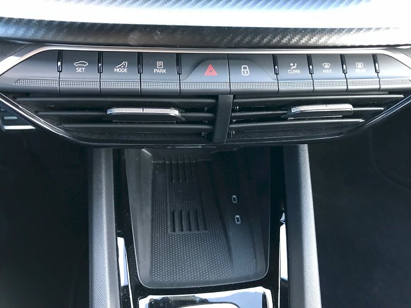 Škoda Octavia (2025) COMBI RS 2,0 TSI 195 KW 7-STUP - fotka 29 z 29