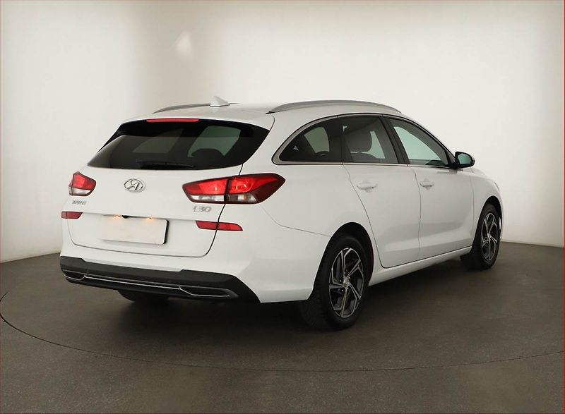 Hyundai i30 (2021) 1.6 CRDi, ČR,1.maj, Serv.kniha - fotka 4 z 19