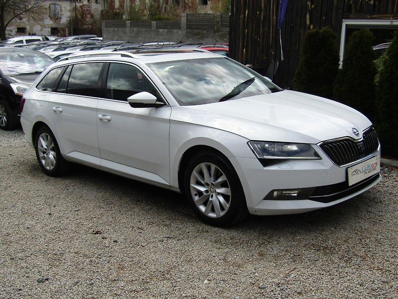 Škoda Superb (2016) 1.6 TDI 88kW - fotka 7 z 38