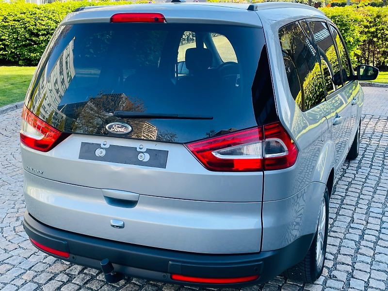 Ford Galaxy 2.0TDCi MANUÁL 7 MÍST VÝHŘEV - fotka 12 z 49