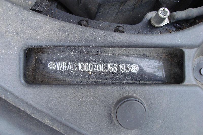 BMW Řada 5 (2021) 530e Xdrive, ČR, 1.Maj.S.Kn. - fotka 22 z 65