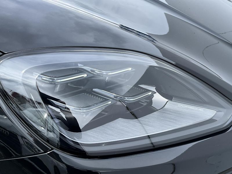 Porsche Cayenne (2025) E-Hybrid Coupe - fotka 9 z 29