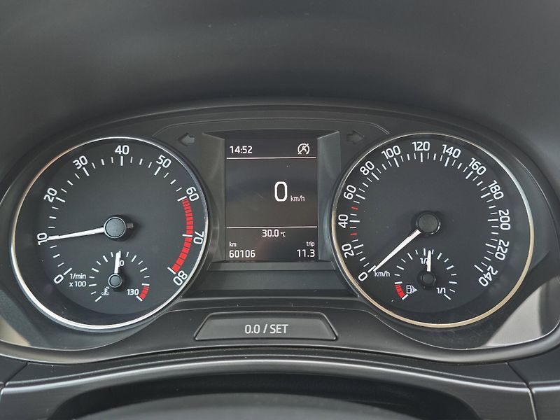 Škoda Fabia (2018) Style 1.0 TSi 81kw, serv. knih - fotka 16 z 23