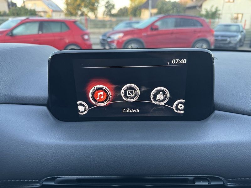 Mazda CX-5 (2019) 2.0 G-165 LED Navi Kamera 360° - fotka 9 z 50