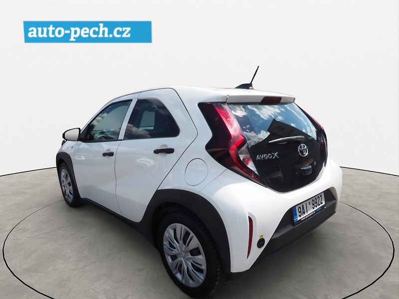 Toyota Aygo (2022) X 1.0 VVTI LPG - fotka 2 z 33