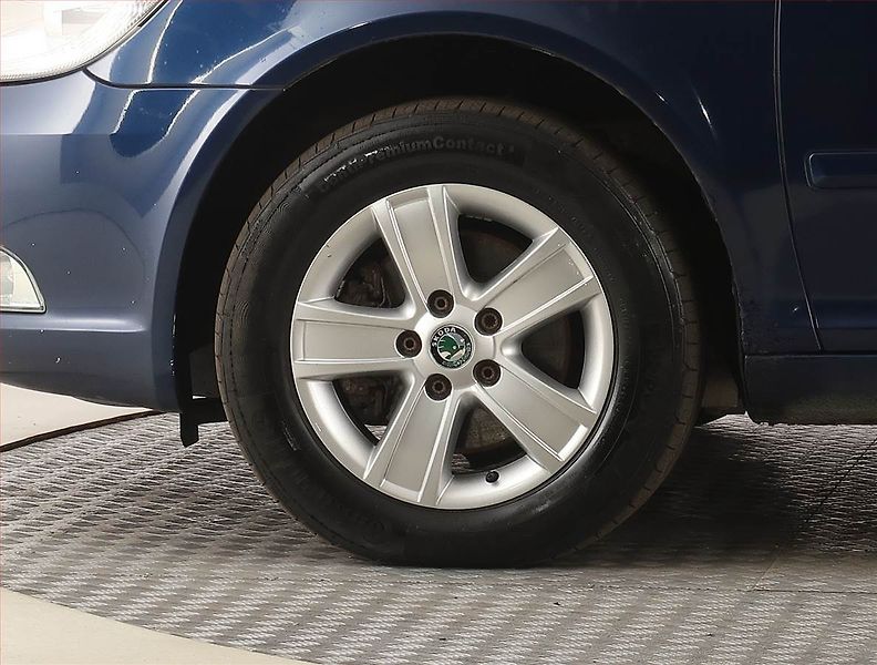 Škoda Octavia (2010) 1.8 TSI, jezdí výborně - fotka 15 z 21