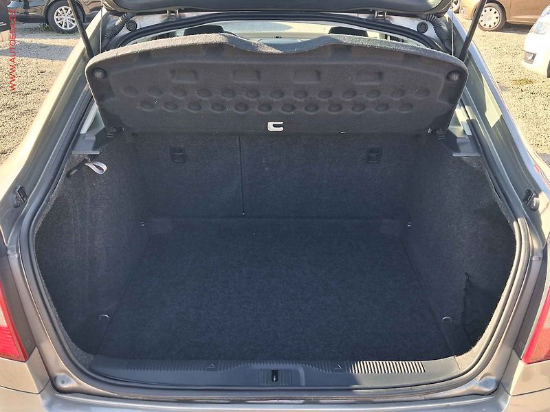 Škoda Octavia (2012) 1.4 TSi, 1.maj,ČR - fotka 7 z 17