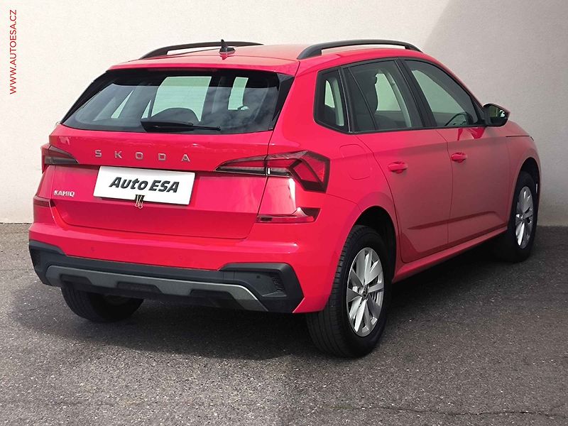 Škoda Kamiq (2024) 1.0 TSi, Selection, DSG - fotka 4 z 24