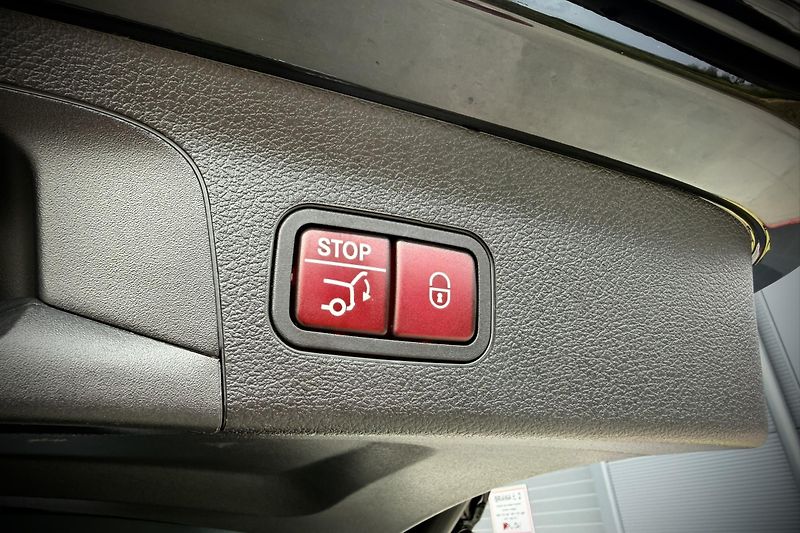 Mercedes-Benz GLS (2022) GLS 400d 4Matic AMG Line - fotka 13 z 51