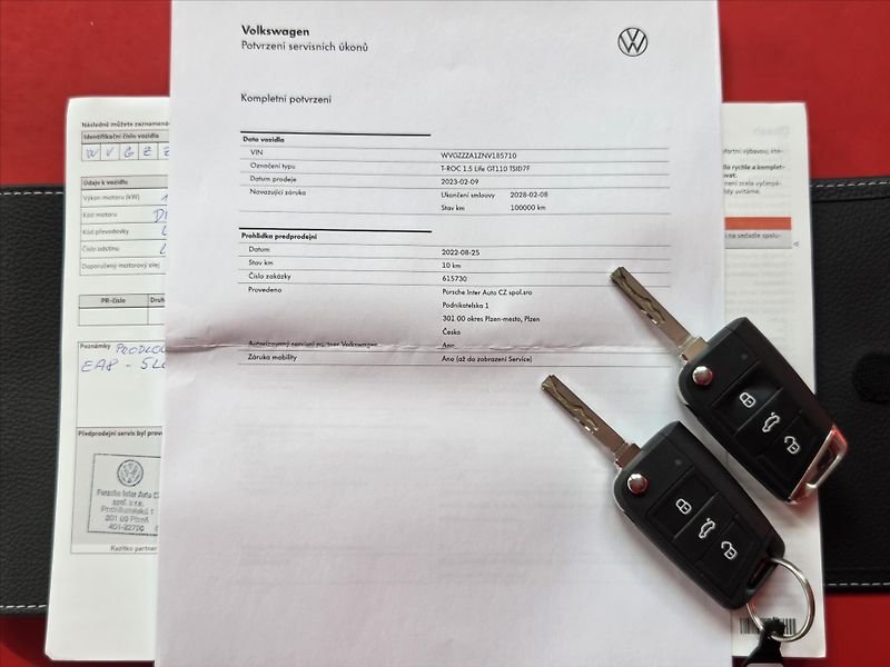 Volkswagen T-Roc 1,5 TSi 110kW DSG Life Tov.zár - fotka 7 z 22